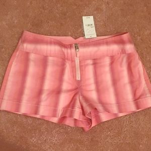 Express stretch shorts NWT, size 1/2